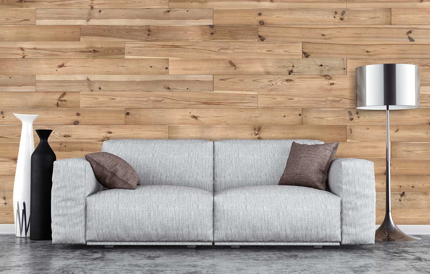 Holzwand hinter Sofa