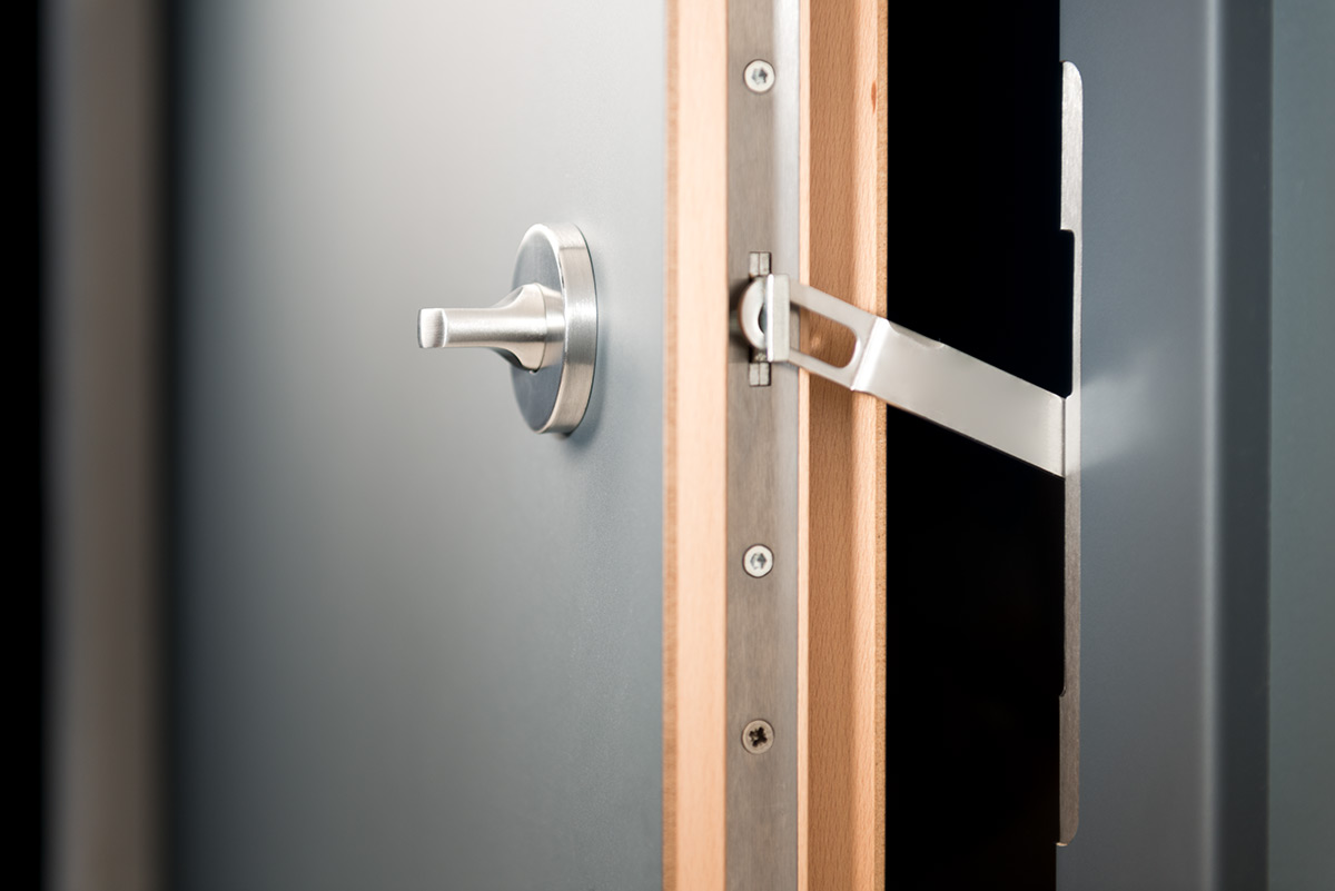 HUGA Sicherheitstüren - Einbruchschutz: Türspaltsicherung
